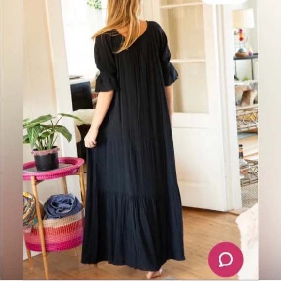 Natural Life Sienna Gauzy Black Maxi Dress
 Very comfy and has pockets - Picture 2 of 3